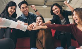 Menjalin Hubungan Sosial Gaya Hidup yang Aktif Bersosialisasi